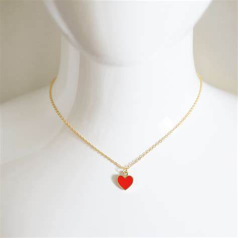 VARIOS COLLAR DE CORAZON
